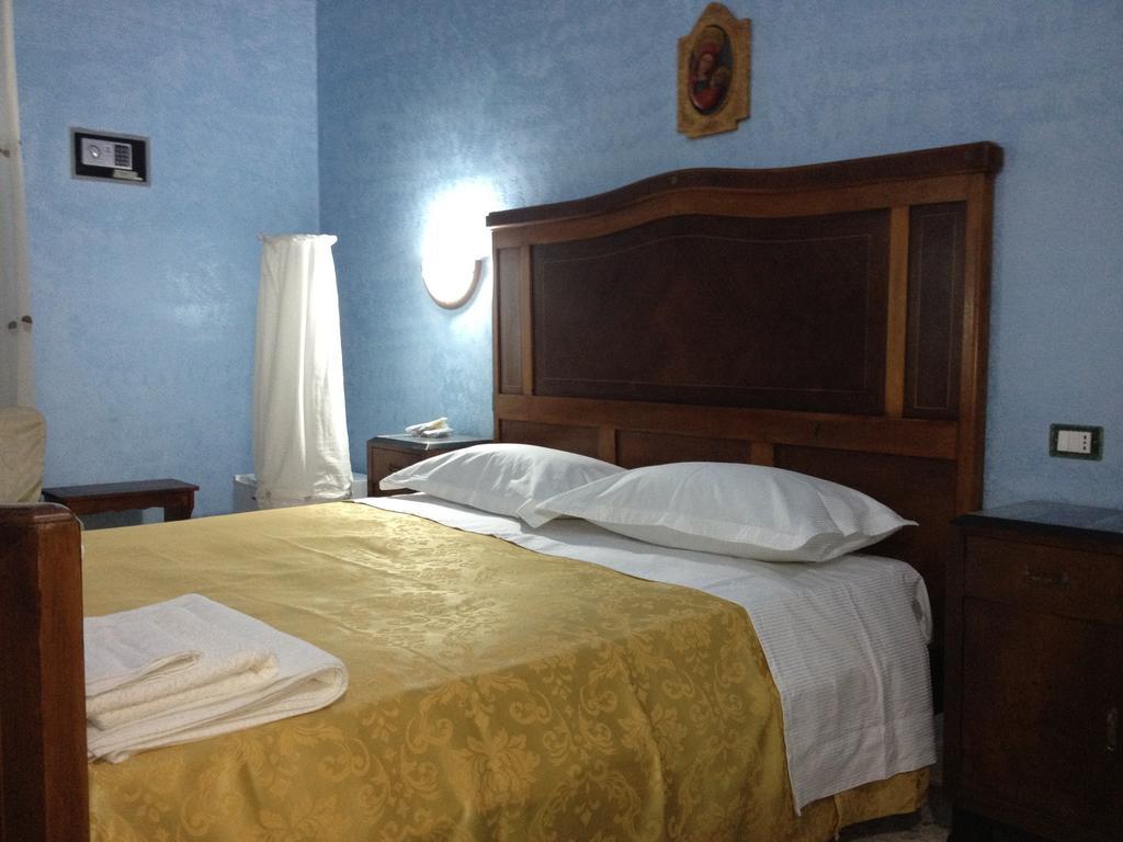 Bed And Breakfast Via Leuca Lecce Kültér fotó